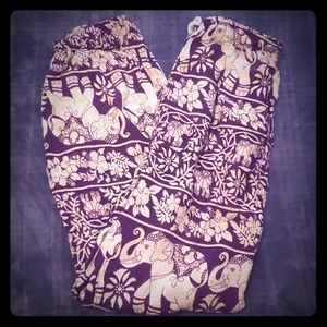 NEW Boho Elephant Flowy Pants Size Extra Small